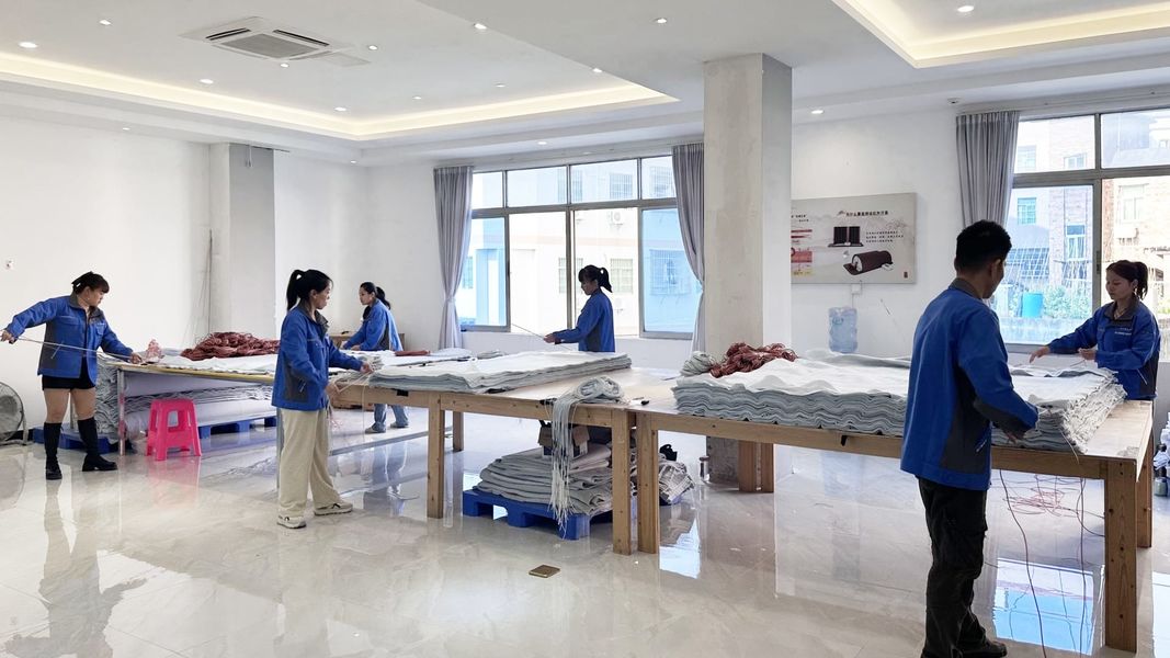 Guangzhou Huikang ( Fitkang ) Electronic Technology Co., Ltd manufacturer production line